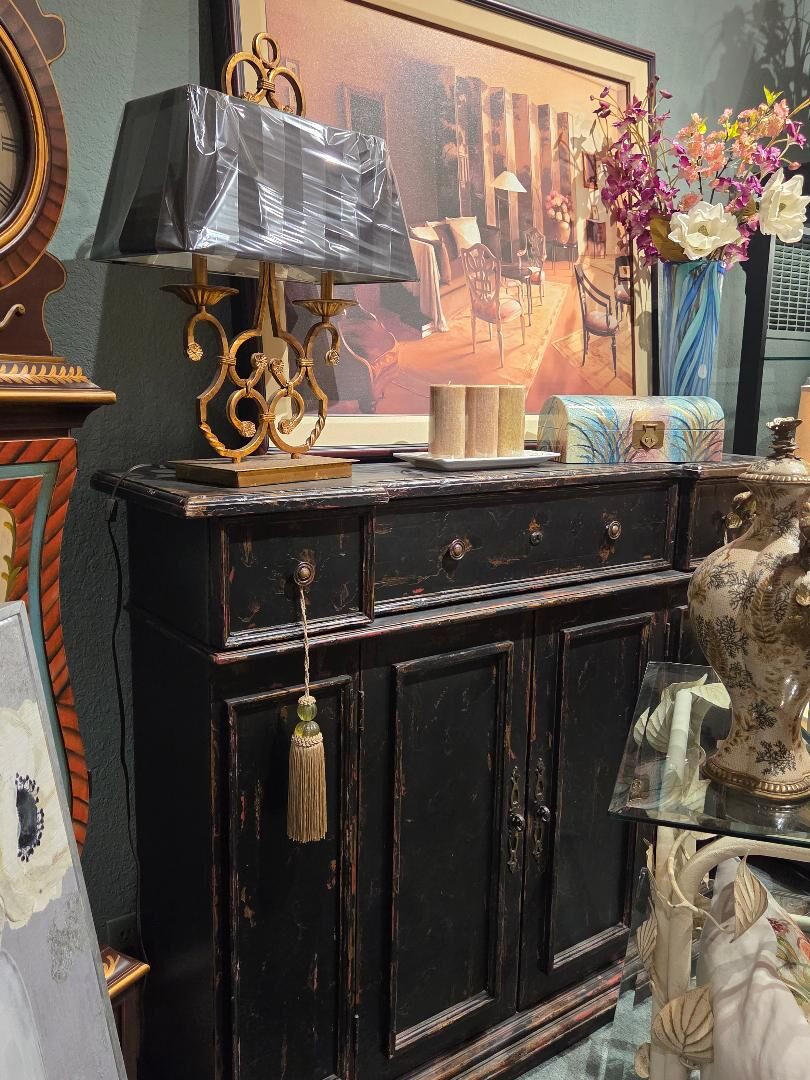 STUNNING, TOP QUALITY, SOLID WOOD, LORTS CABINET...DON'T MISS THIS OPPORTUNITY