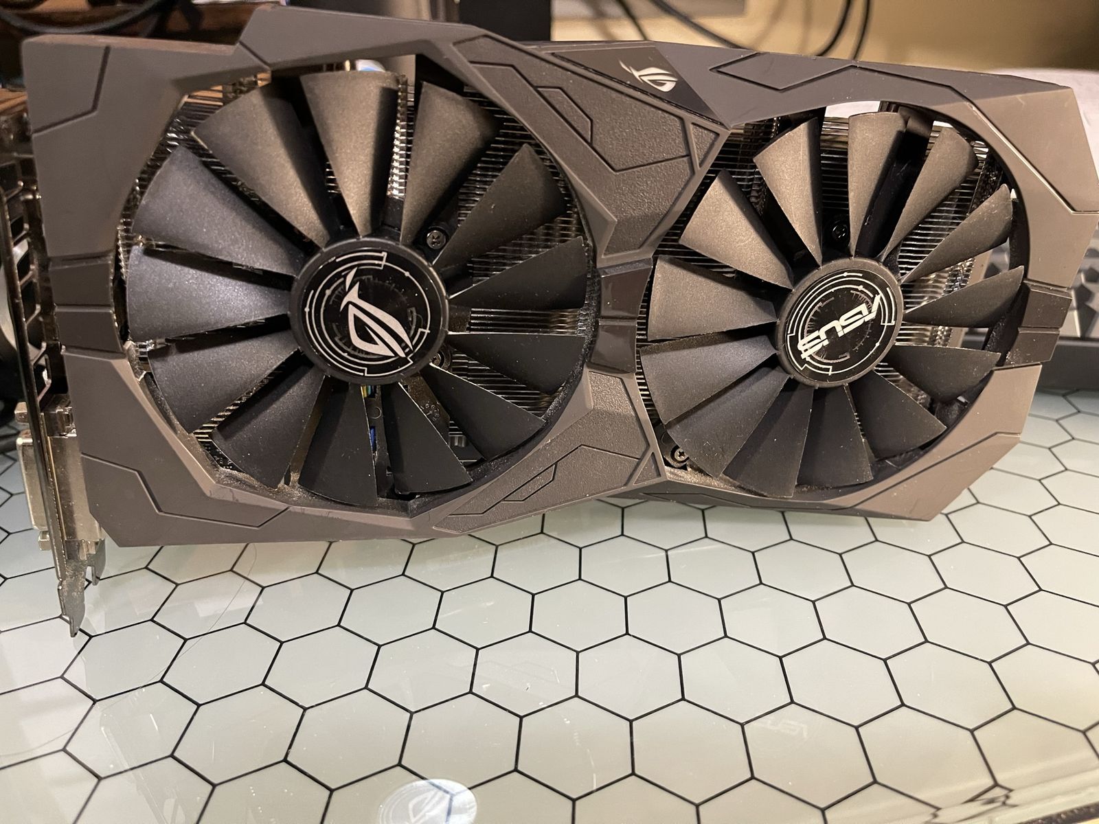 Asus gtx 1050 ti 4gb gpu