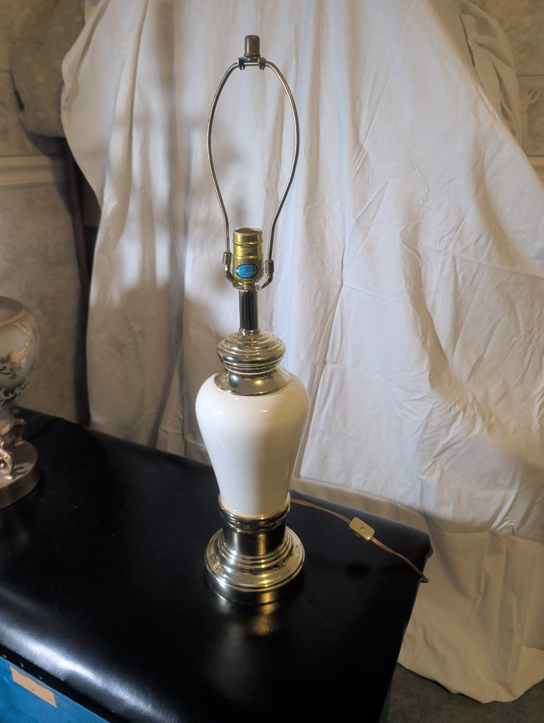24-In tall table lamp