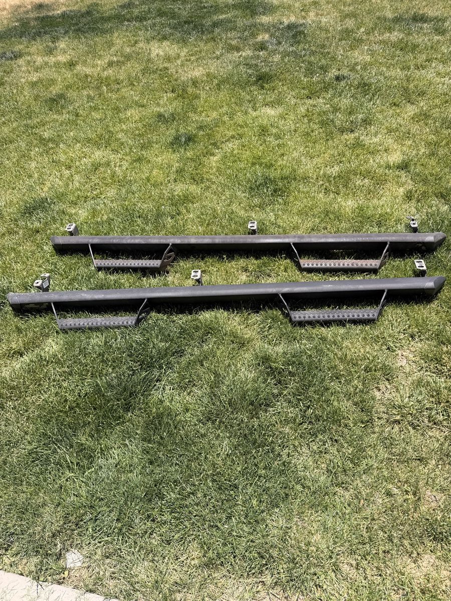 2018 Toyota Tacoma steps