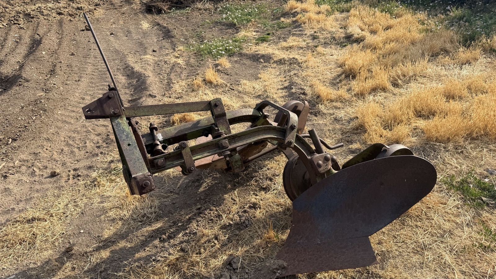 Main image 3