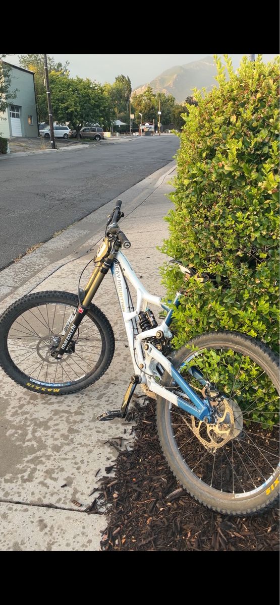 STOLEN ROCKY MOUNTAIN BIKE