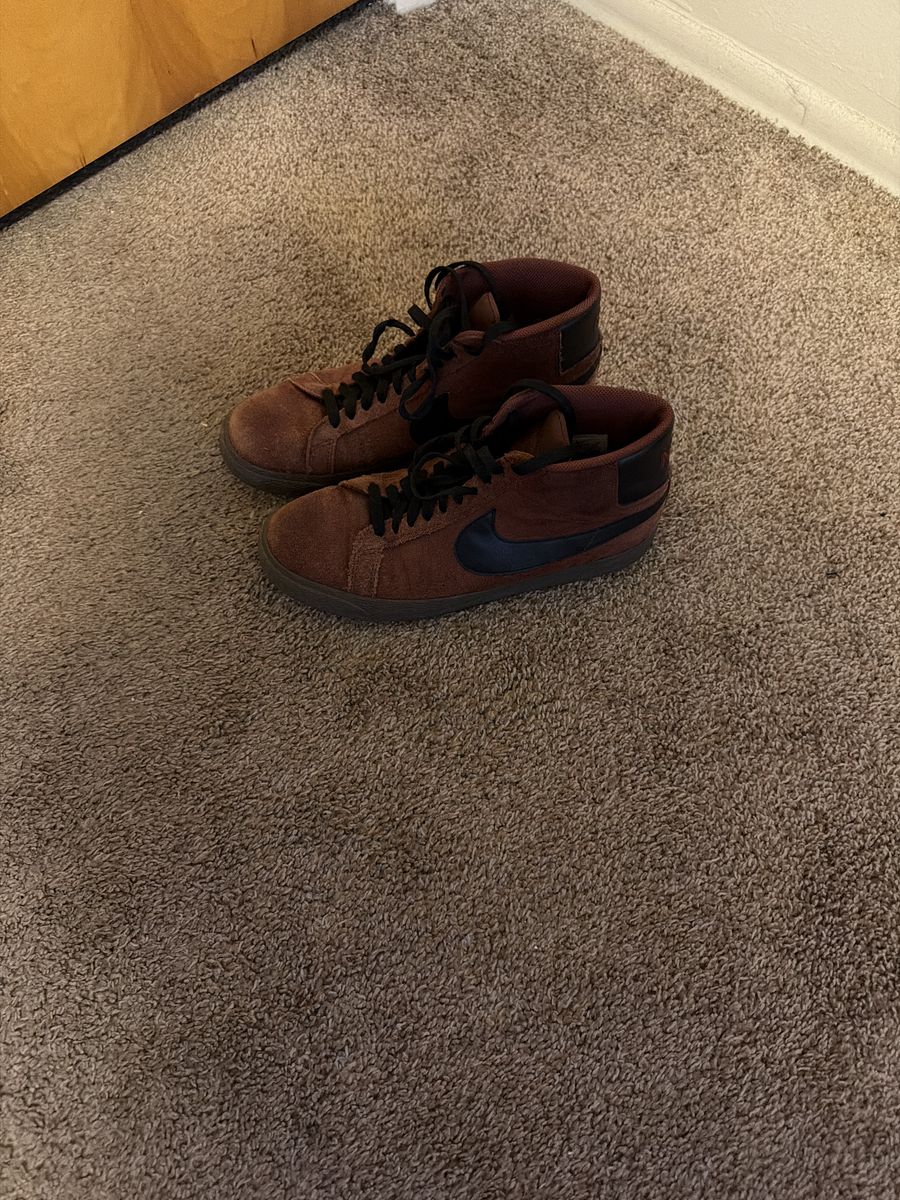 Red Nike Blazers Size 9