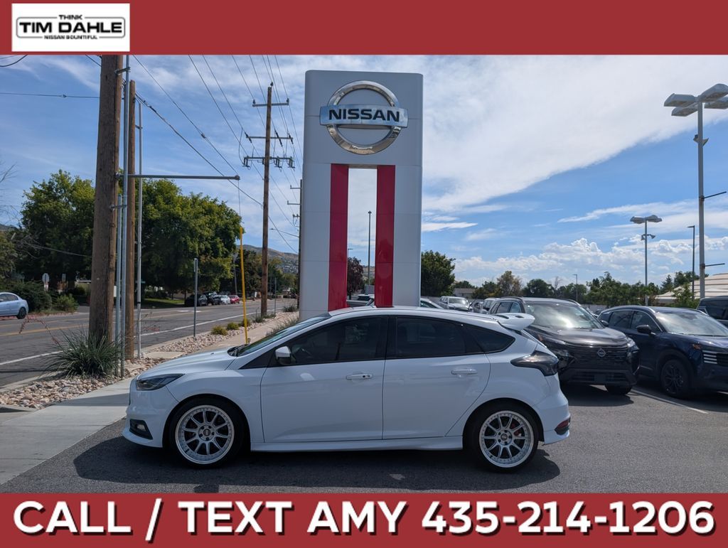 2016 Ford Focus ST