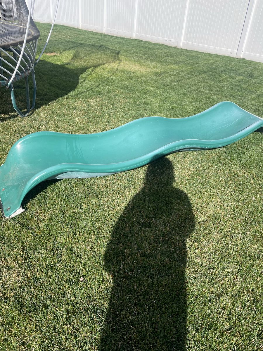 Lifetime slide 8 foot