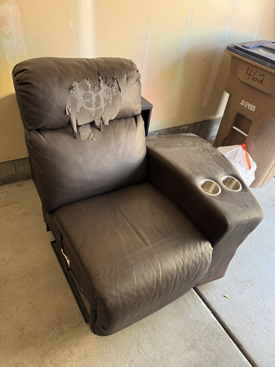 Brown Faux Leather Floor Chair / Video Game Chair with Reclining Function - Damaged Upholstery