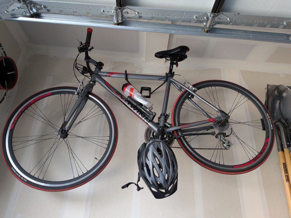 Schwinn Hybrid road Bike - Gray, Red Accents, Bottle holder
