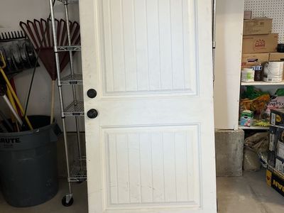 Solid Core Standard Door with Jamb