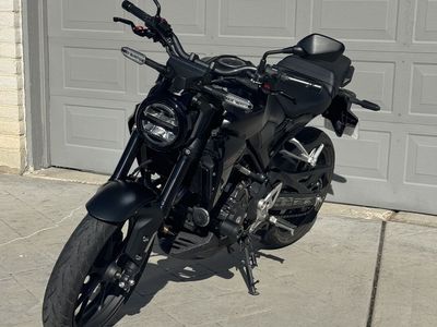 2025 Honda CB300R ABS Black Motorcycle - Low Mileage, Excellent Condition