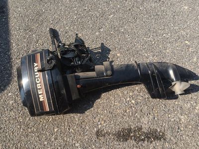 Mercury 9.8 Electric Outboard Boat Motor - Vintage & Used Condition