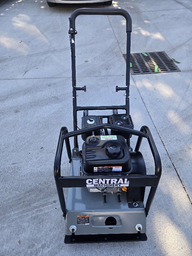 Central Machinery Plate Compactor