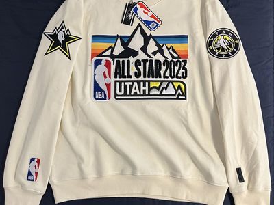 Pro Standard NBA All Star 2023 Utah Cream Sweatshirt Size L