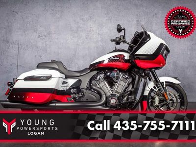 2025 Indian Motorcycle® Challenger® Elite White Crystal