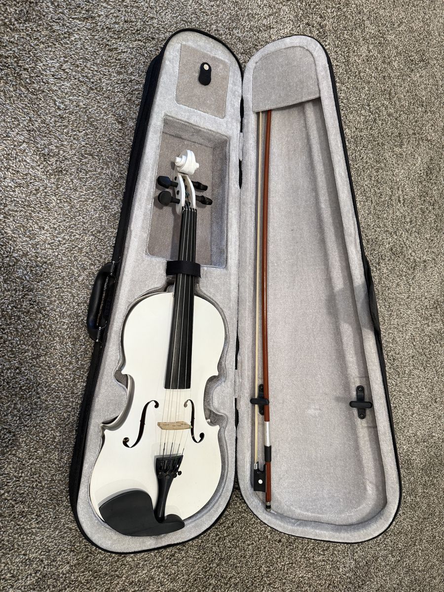 White Violin: Full Size 4/4