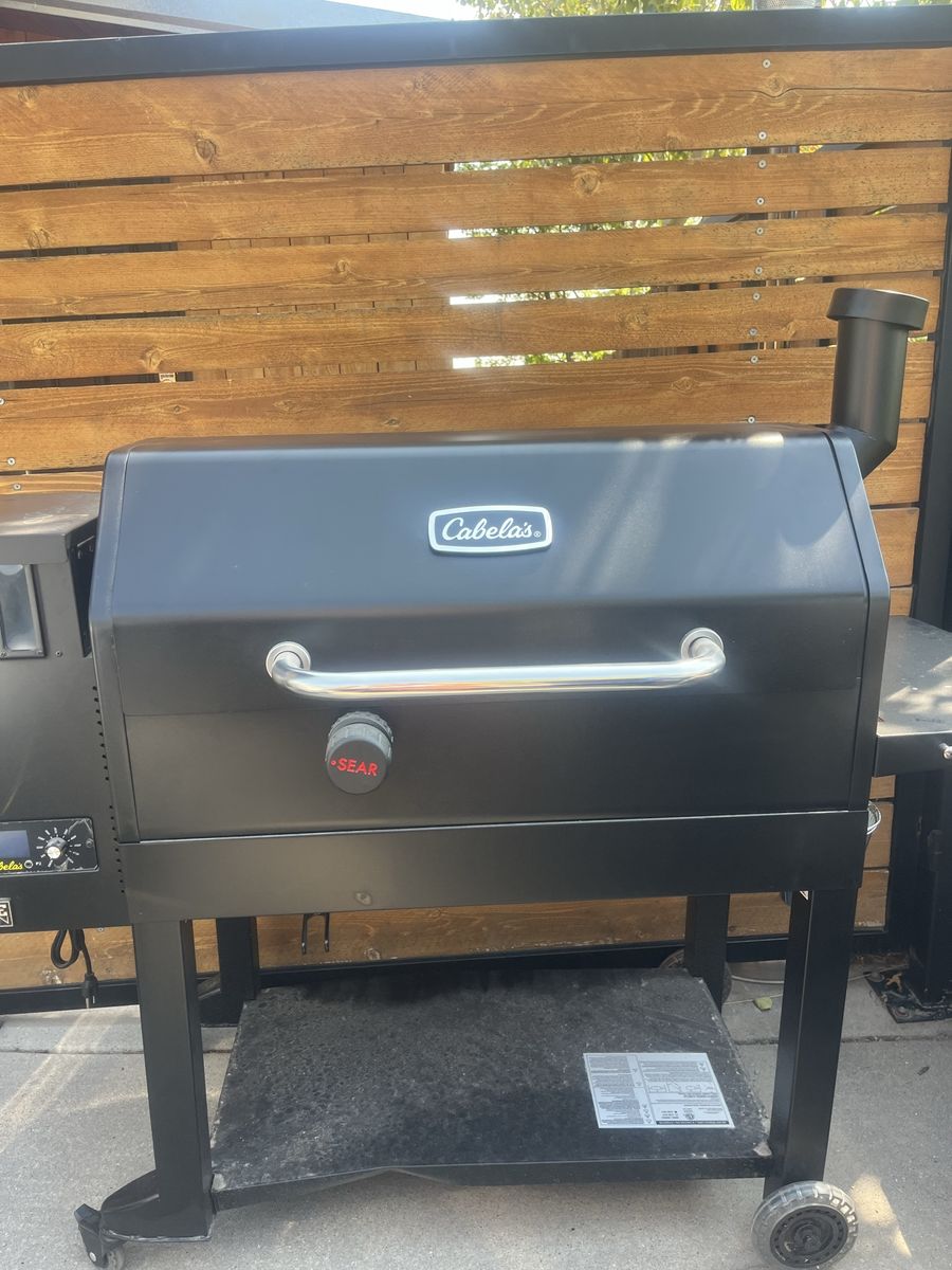 Cabela's Pellet Grill and Smoker with Sear Station - Black 36”