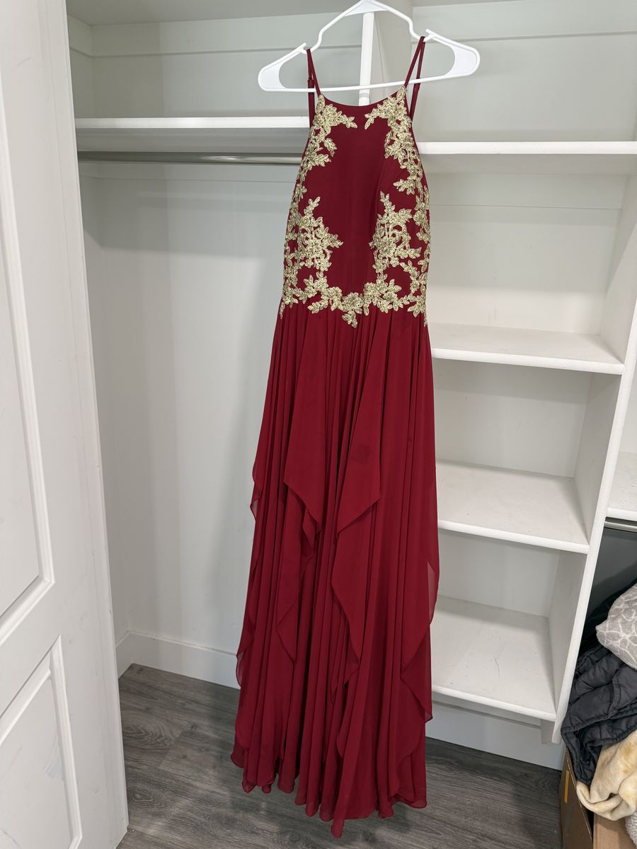 Free in Garland- prom dress size L