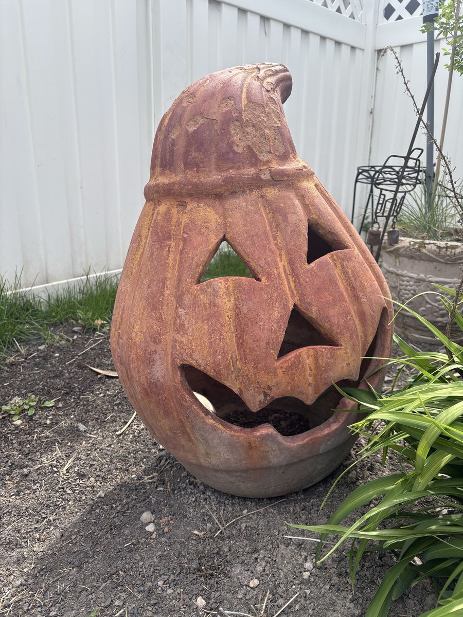 Garden Pumpkin Decorations