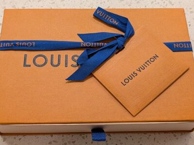 * BRAND NEW LOUIS VUITTON WALLET *