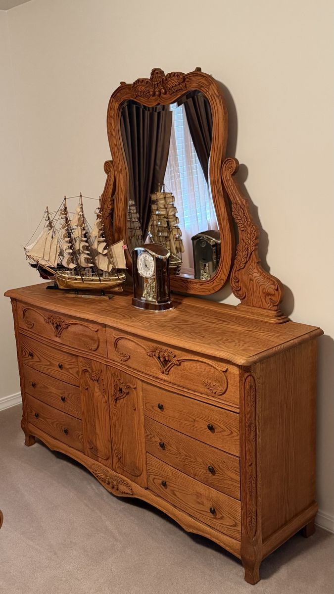Main image 3