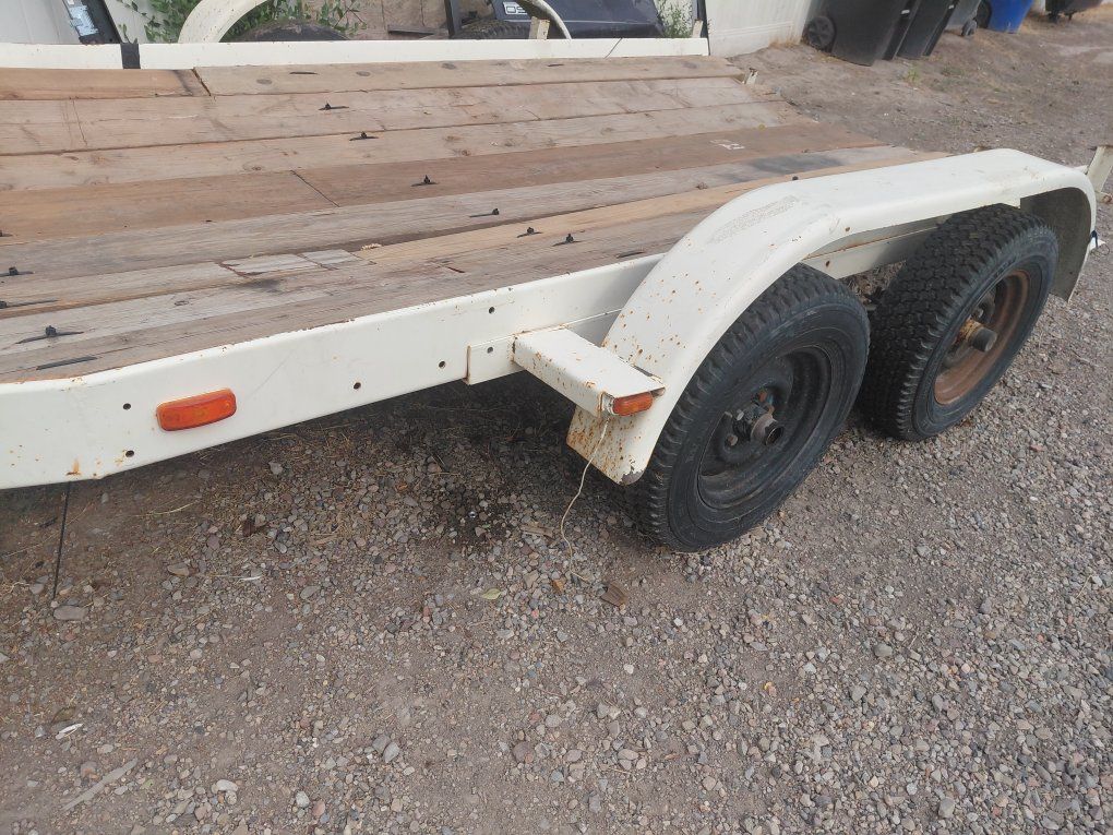 Used Utility Trailer 6000lb capacity 21 ft