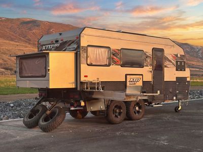 2023 MDC XT17HRT OFF‑GRID TRAILER