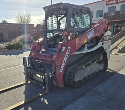 2020 Takeuchi TL12V2-CR, tracked skid steer