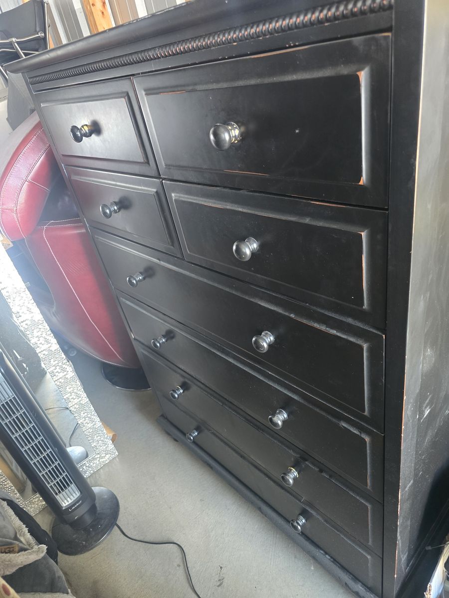 8 drawer real wood dresser chest of drawers