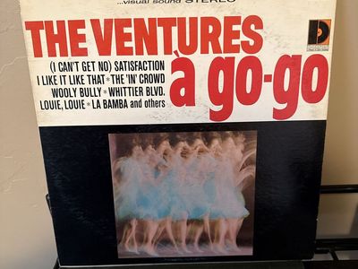 The Ventures - À Go-Go Vinyl LP Record (Dolton Records BST-8037 Stereo)