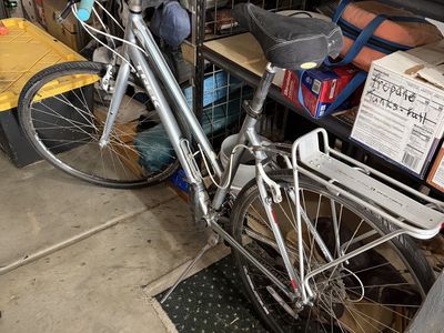 For sale Trek touring bike.