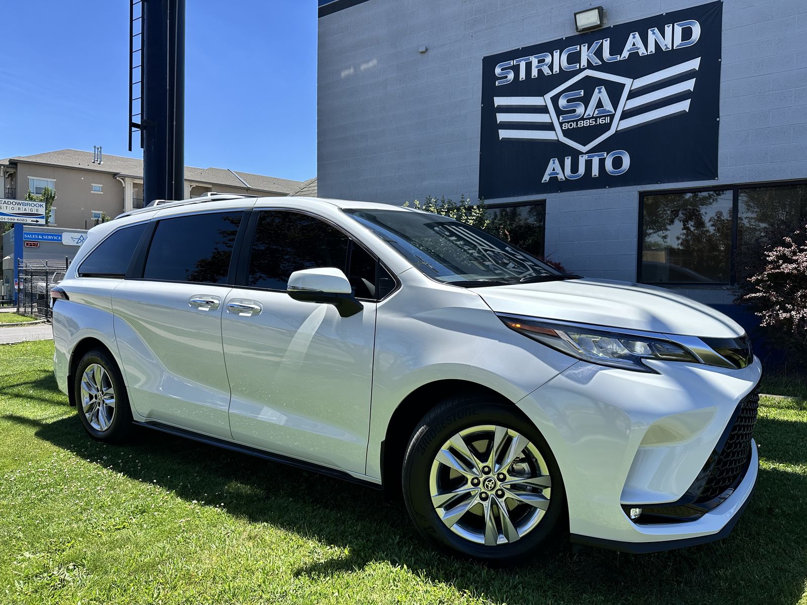 2025 Toyota Sienna Limited 7-Passenger