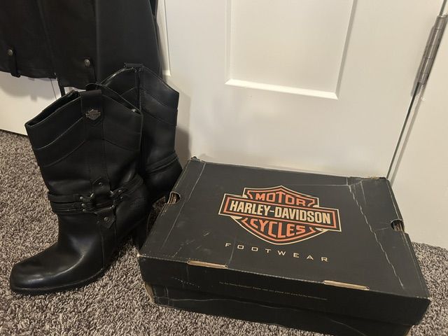 Harley Davidson Womens Boots size 8