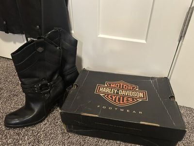 Harley Davidson Womens Boots size 8