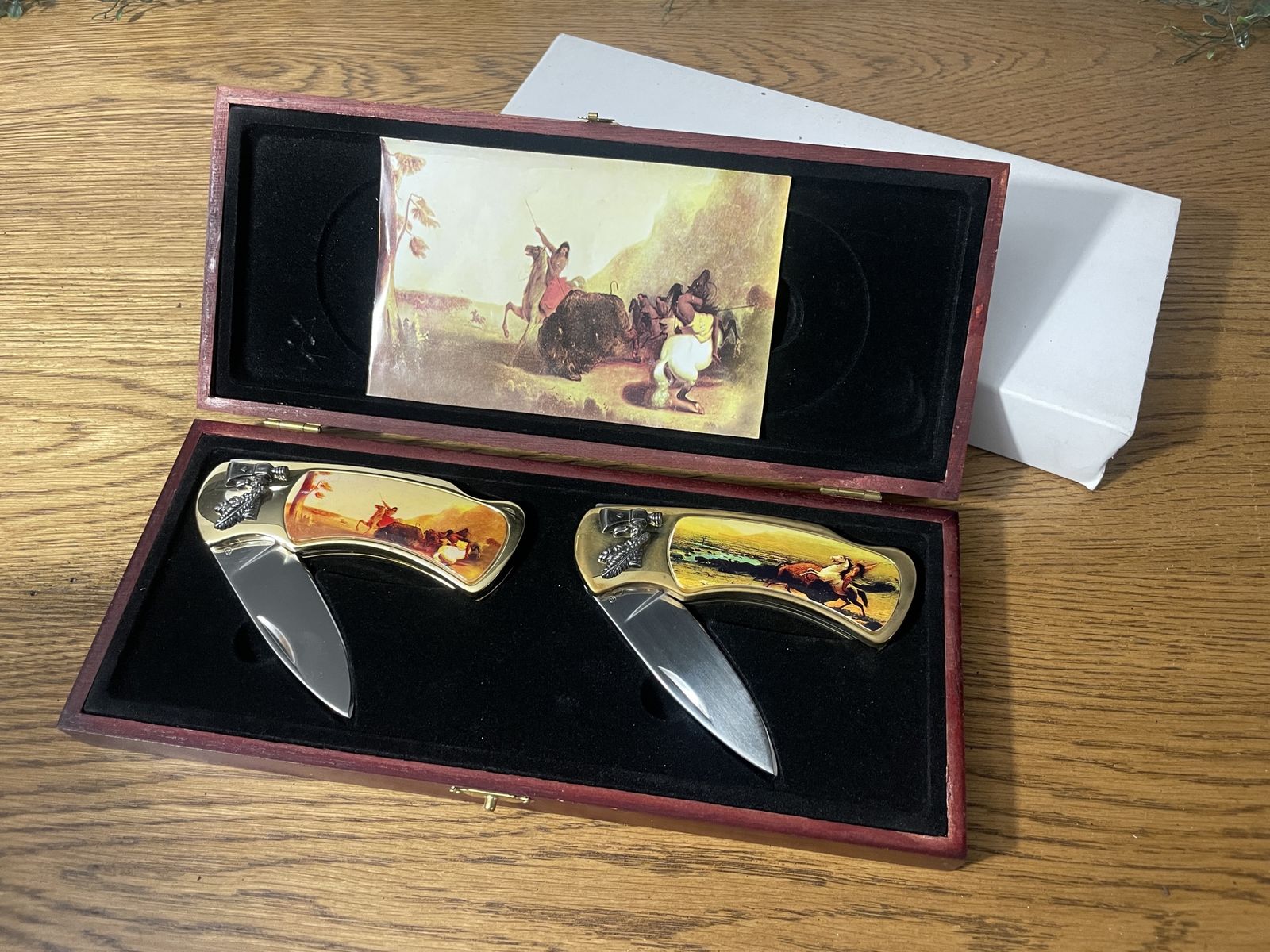 Collectible Indian 2 Pack Knives