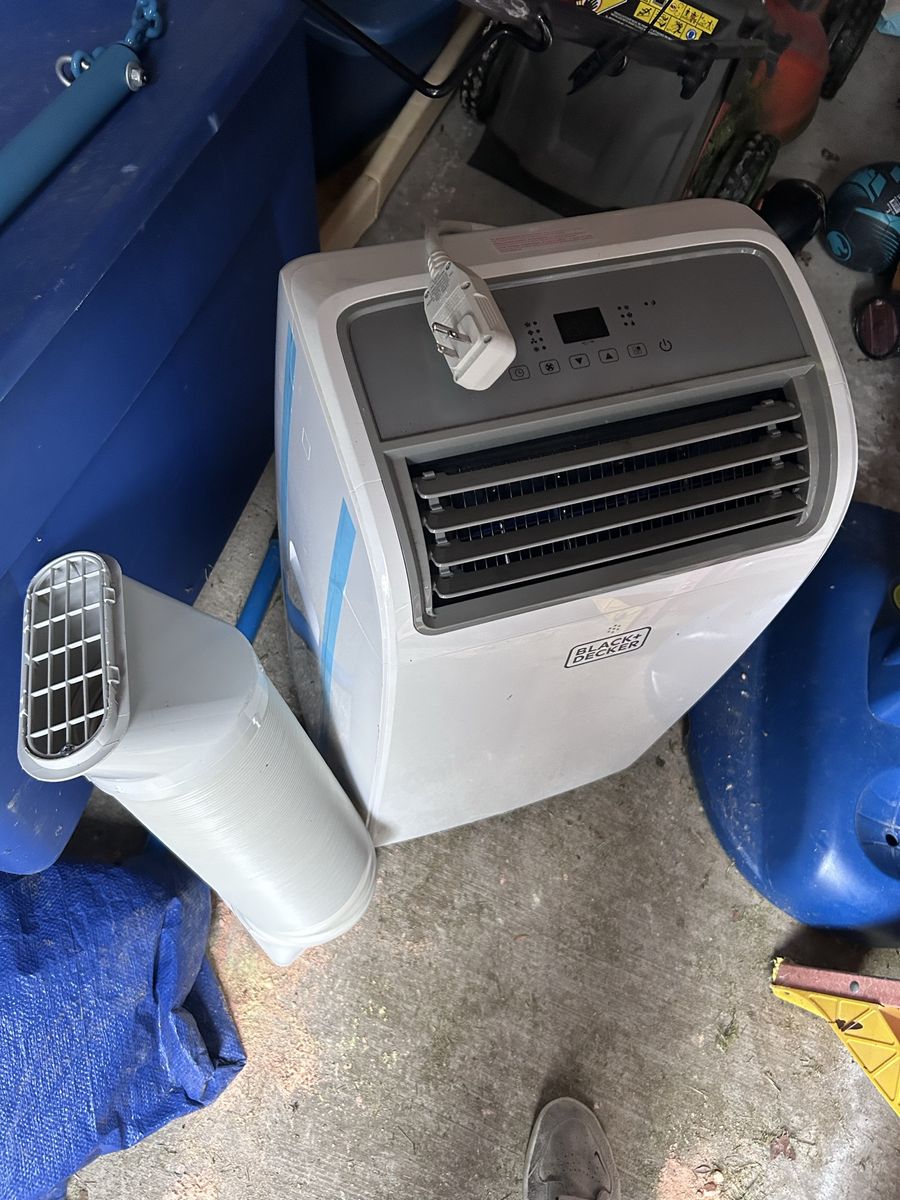 Black and Decker portable AC unit. 