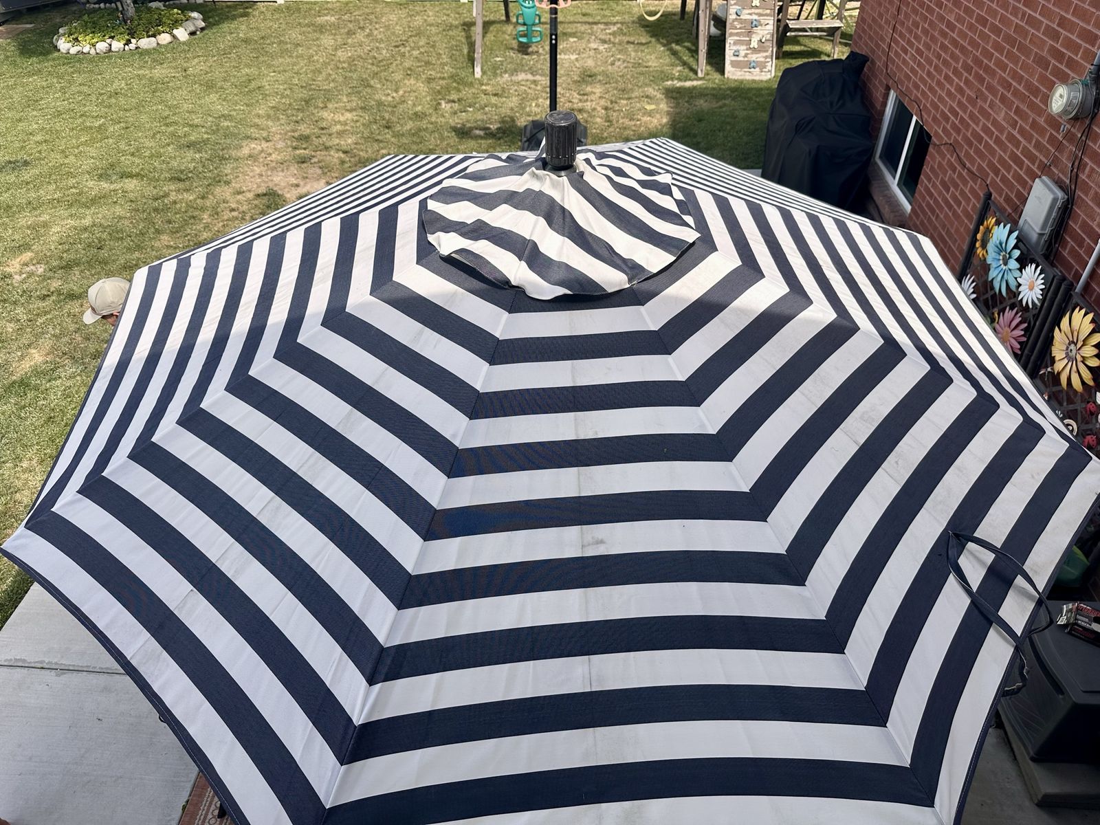9 ft. California Navy and White Umbrella