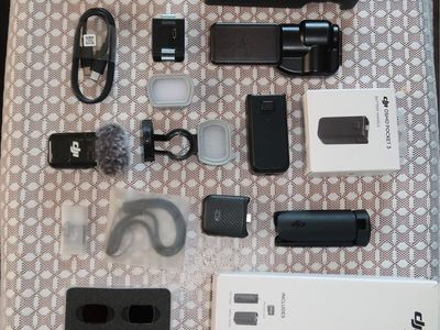DJI Osmo Pocket 3 Capture More Combo + Extras