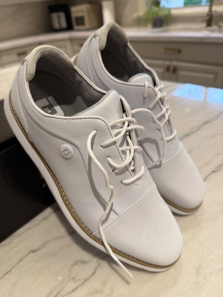 Womens Footjoy 7.5 Golf Shoes