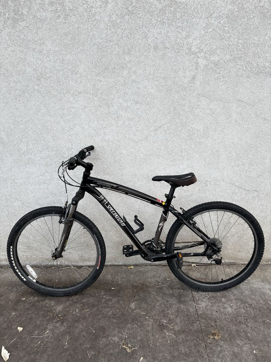 Specialized Hardrock 2009 Mountain Bike 26 Inch Wheels Aluminum