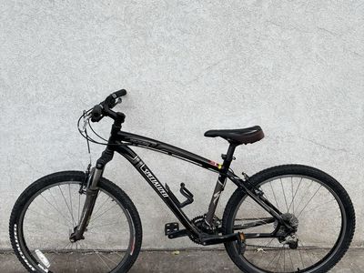 Specialized Hardrock 2009 Mountain Bike 26 Inch Wheels Aluminum