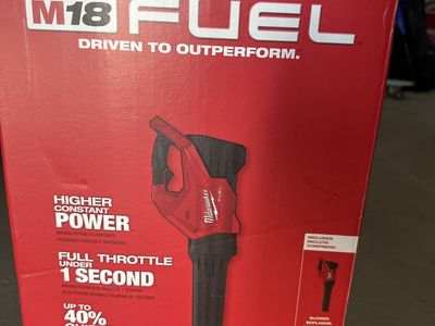 Milwaukee M18 FUEL Blower - Tool Only - Up to 40% Quieter, Full Throttle in 1 Sec