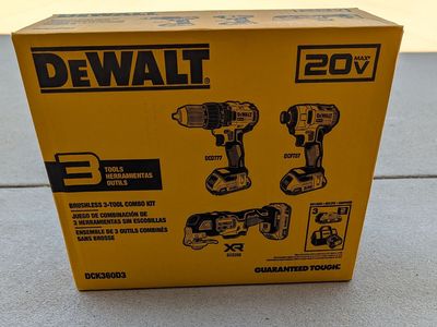 NEW UNOPENED DEWALT 20V Set, w/ Drill,1/4 Impact Driver, Oscillating Tool, 3 Batteries & Charger