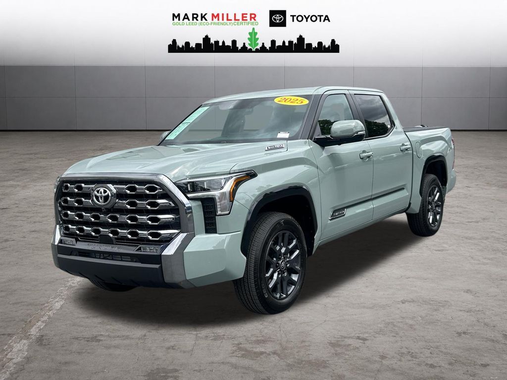2025 Toyota Tundra Platinum HV