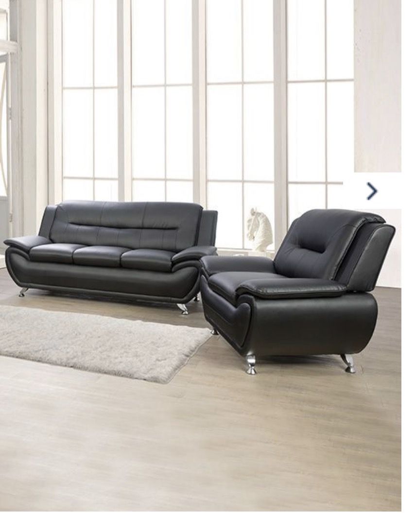 2 Piece Black Living Room Set in Faux Leather