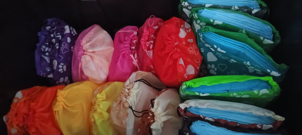 i am saleing my puppy go home bags please read ad