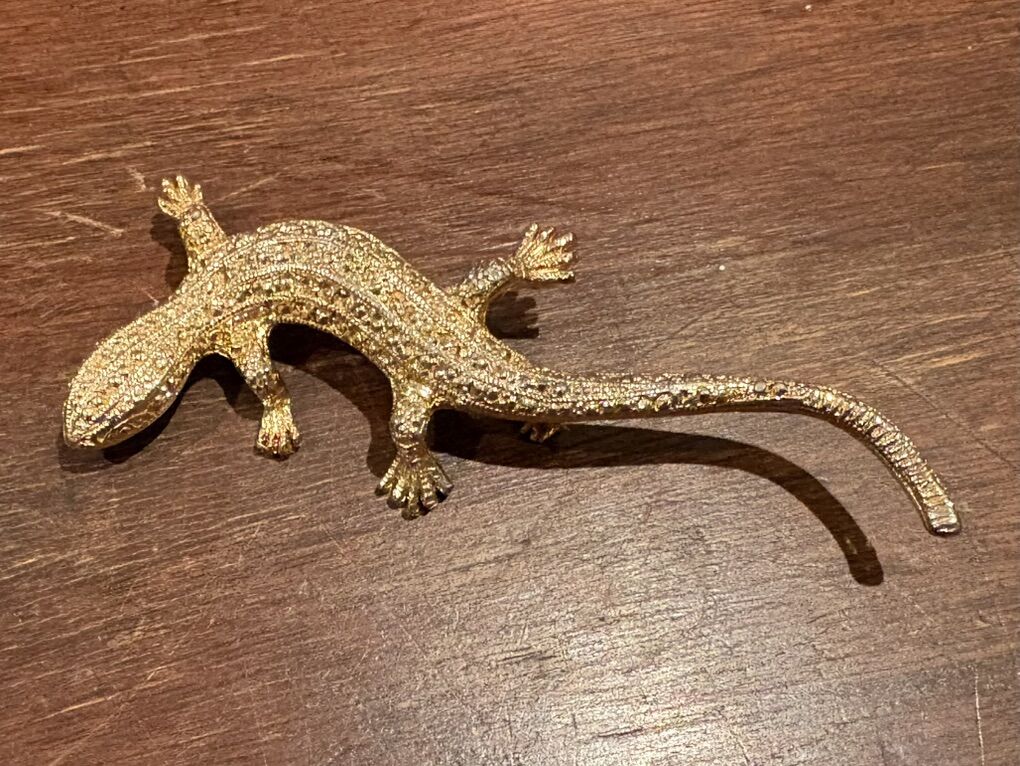 Like New Vintage Gold Tone Lizard Pin Or Brooch