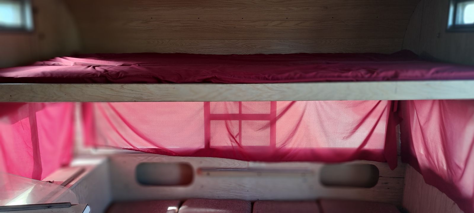 Main image 14