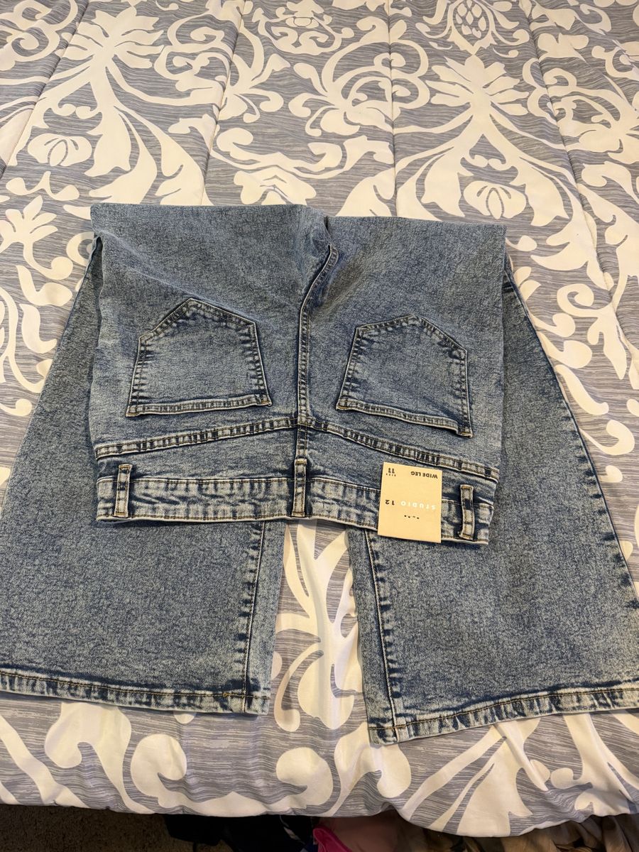 Studio 12 Women's Wide Leg Acid Wash Denim Jeans Size 11 NWT