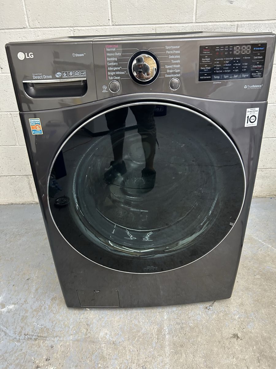 LG dark stainless 4.5 cu ft capacity washing machine