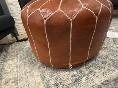 Leather pouf