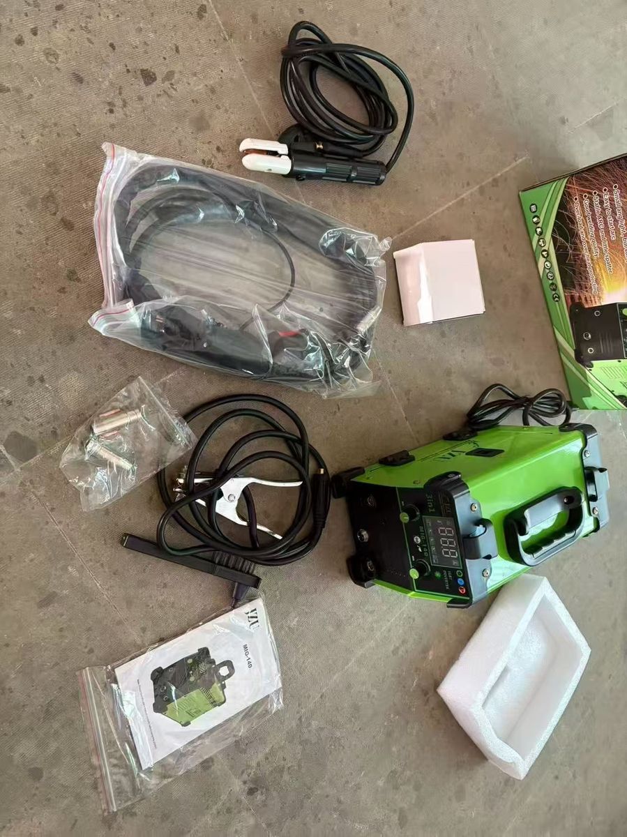 New in box 3 in 1 Welder